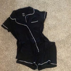 Gillian and O’Malley pajama set